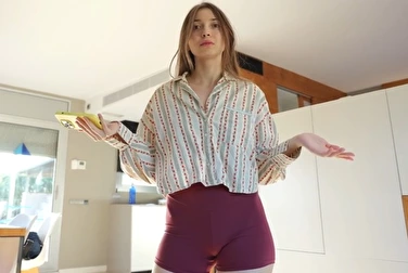 On s'ennuie à la maison sans sexe ! Voulez-vous mettre votre bite en moi ? 🤤