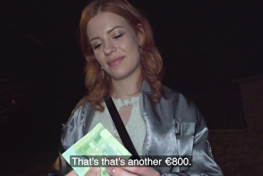 Oh, l'argent 🤑 Allez ! Dois-je gicler sur votre bite pour cela ou quoi ?