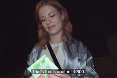 Oh, l'argent 🤑 Allez ! Dois-je gicler sur votre bite pour cela ou quoi ?